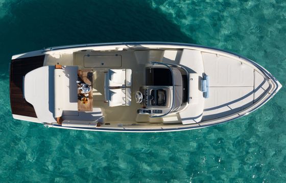 Motorboat Invictus 280GT 350hp