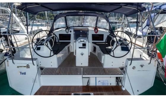 Sailboat Sun Odyssey 410[G] 12m