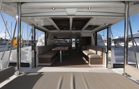 Catamaran Catana Bali 4.2 - 4 + 1 cab. 12.85m