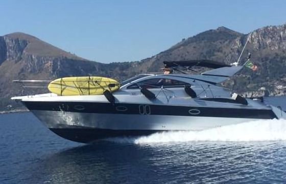 Motorboat Moa tecnica Platinum 40 600hp