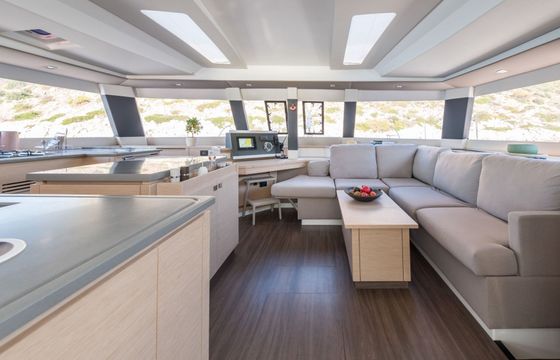 Catamaran Fountaine Pajot Saba 50 14.98m