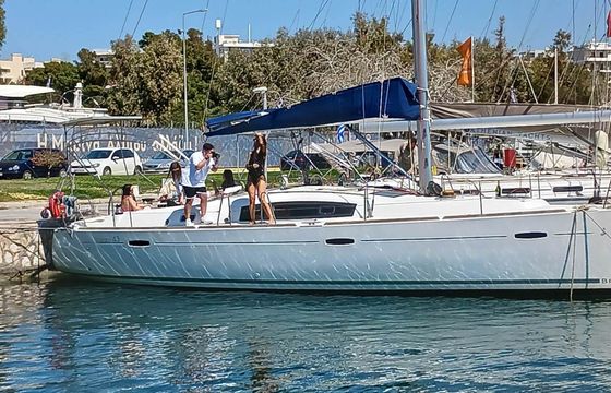 Sailboat Oceanis 43 13m
