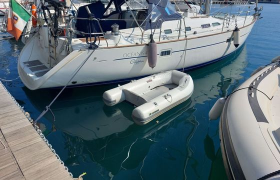Sailboat Beneteau Oceanis clipper 423 13.2m