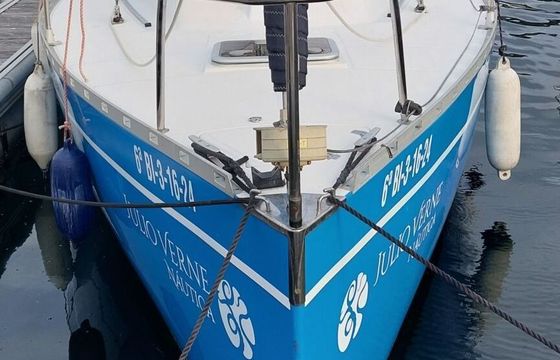 Sailboat Yatlant 24 7m