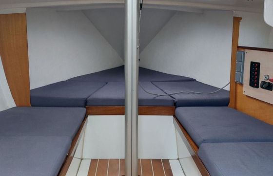 Sailboat Yatlant 24 7m