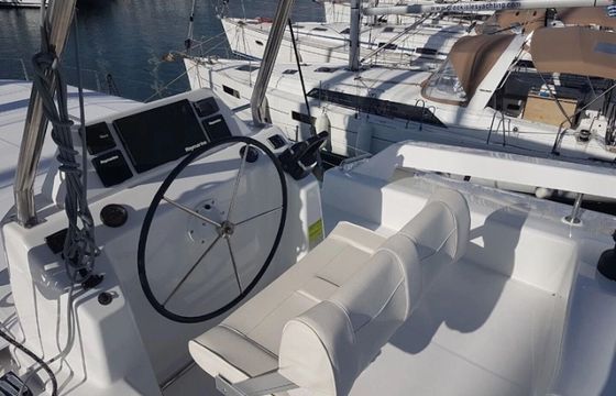 Catamaran Dufour Dufour 48 cat 14.63m