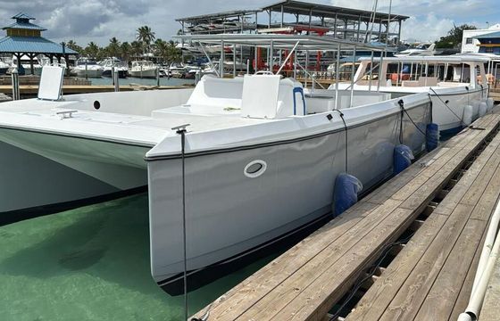 Catamaran Atomic Atomic Sport 13.7m