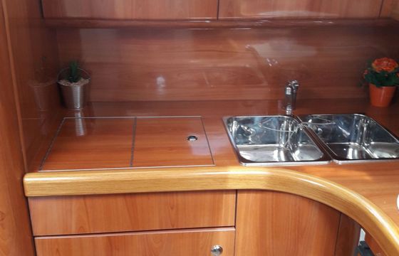 Motorboat SEALINE 28 340hp