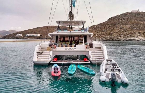 Catamaran Fountaine Pajot Alegria 67 19.49m