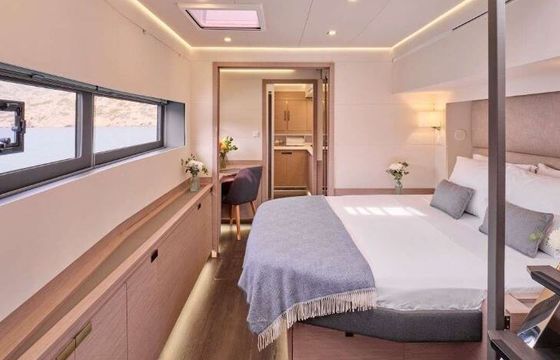 Catamaran Fountaine Pajot Alegria 67 19.49m