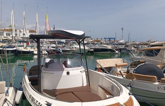 Motorboat Femis 620 sport 115hp