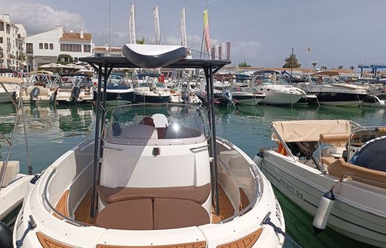 Motorboat Femis 620 sport 115hp