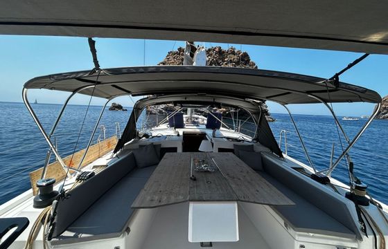 Sailboat Dufour 470 14m