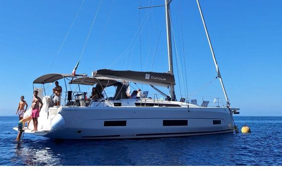 Sailboat Dufour 470 14m