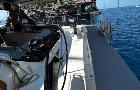 Sailboat Dufour 470 14m