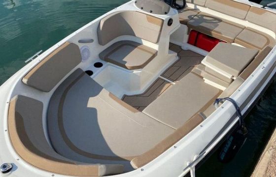 Motorboat Quicksilver Axess 15hp
