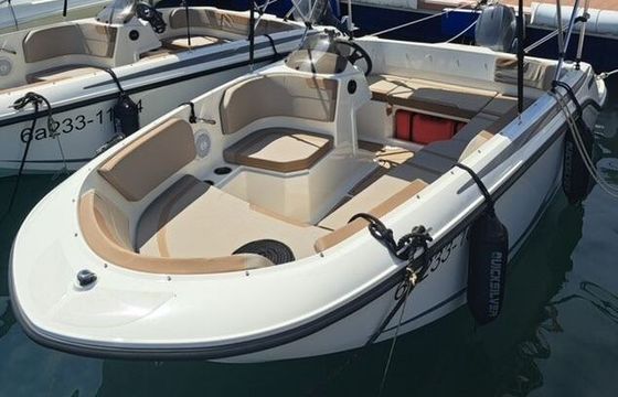 Motorboat Quicksilver Axess 15hp