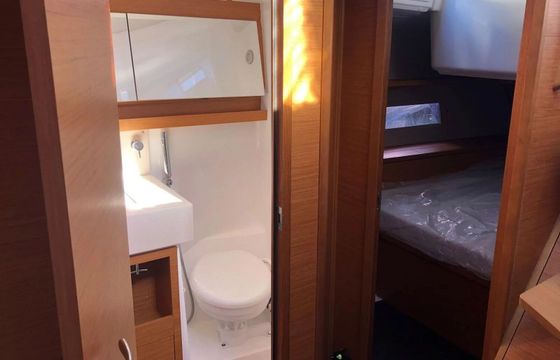 Sailboat Dufour 470S 14m
