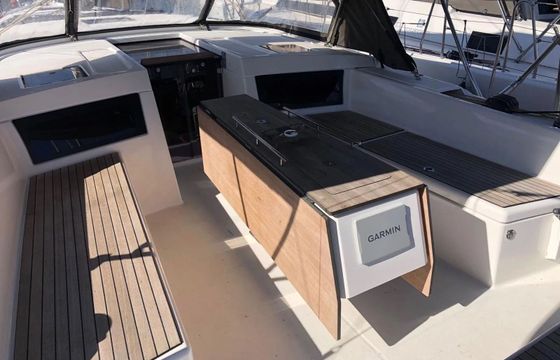 Sailboat Dufour 470S 14m