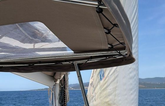 Catamaran Fountaine Pajot L 12m