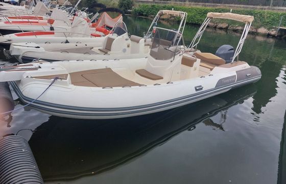 RIB Capelli Capelli Tempest 700 200hp