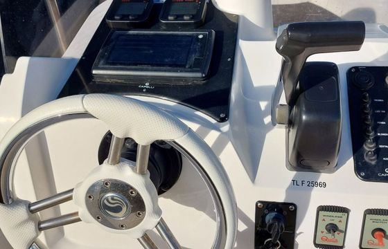 RIB Capelli Capelli Tempest 700 200hp