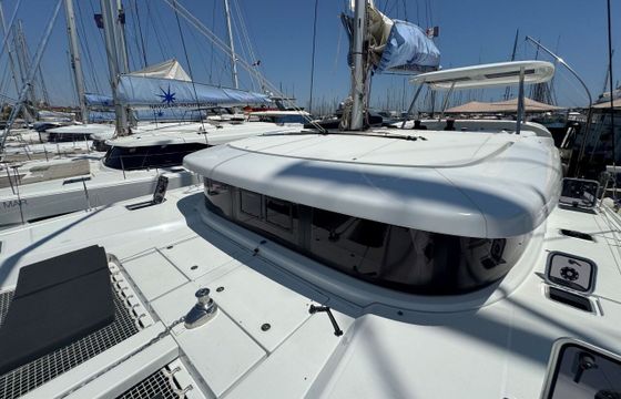 Catamaran Lagoon-Bénéteau Lagoon 42 - 4 cab. 12m