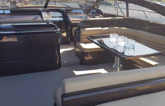 Motorboat PRINCESS V52 1600hp
