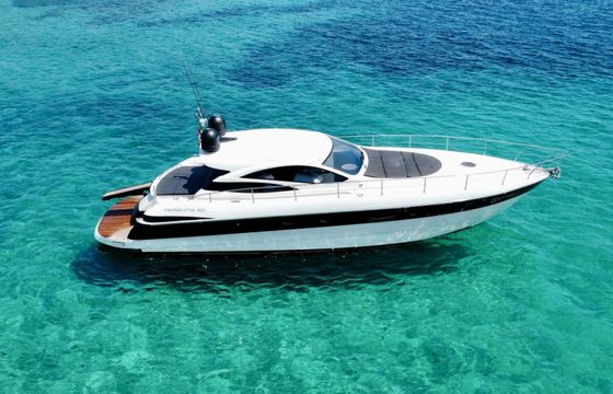 Motorboat Pershing 50 1800hp