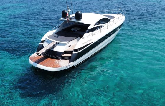Motorboat Pershing 50 1800hp