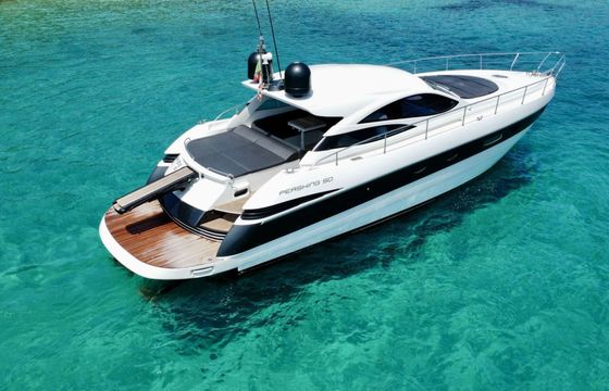 Motorboat Pershing 50 1800hp