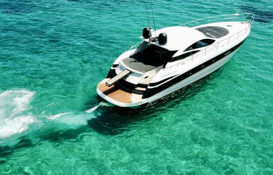 Motorboat Pershing 50 1800hp