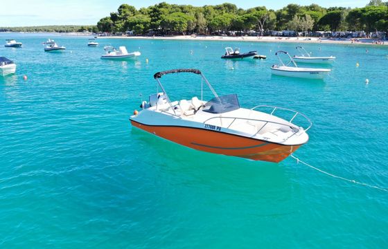 Motorboat SPORT - MARE D.O.O., PULA Quicksilver 555 activ open