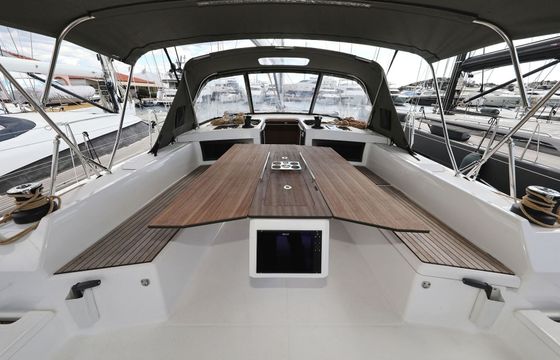 Sailboat Dufour Yachts Dufour 470 - 4 cab. 14m