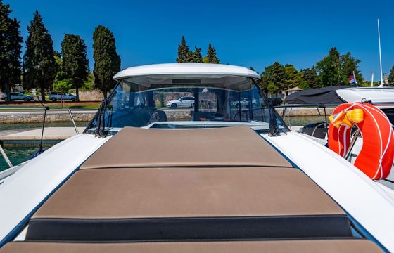 Motorboat Jeanneau Merry fisher 895 400hp