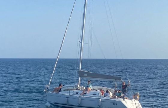 Sailboat Beneteau First 31.7 9.85m