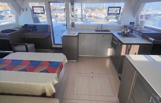Catamaran Leopard Leopard 42 - 4 cab. 12m