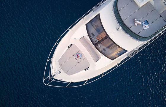 Motorboat Absolute 50 FLY 960hp