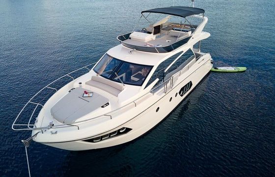 Motorboat Absolute 50 FLY 960hp