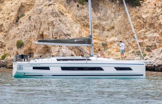 Sailboat Dufour Yachts Dufour 41 Performance - 3 cab. 12m