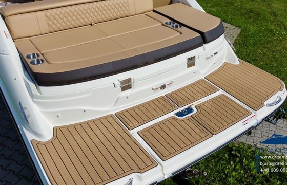 Motorboat Sea Ray 250 SLX 350hp