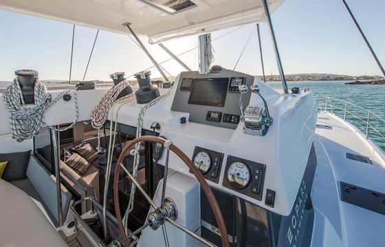 Catamaran Moorings 5000 15m
