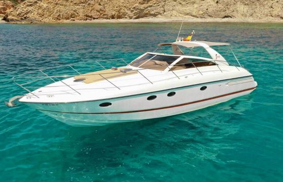 Motorboat Princess V45 14 metros 500hp