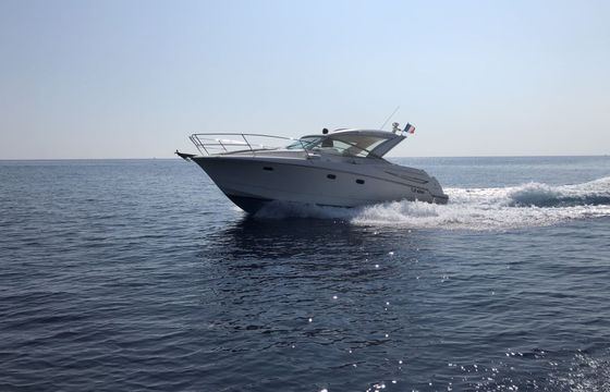 Motorboat Janneau Prestige 30S 380hp