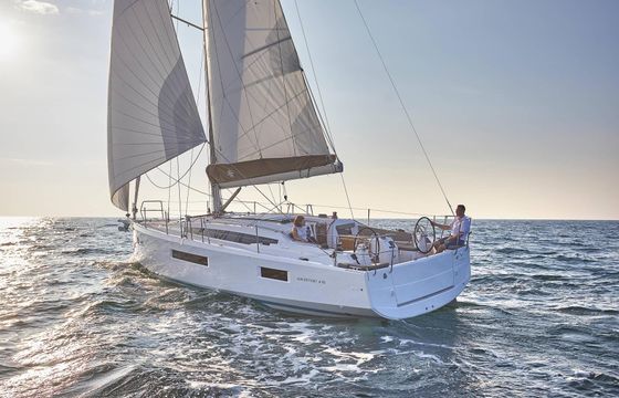 Sailboat Jeanneau Sun Odyssey 410 12.35m