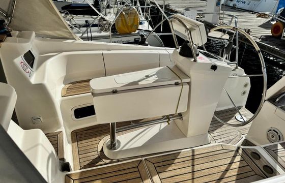 Sailboat Elan Marine Elan 384 Impression 11m