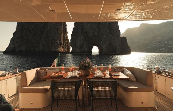 Motor yacht Princess 81 4000hp