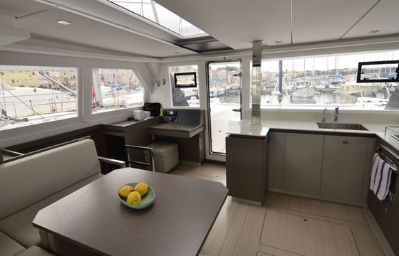 Catamaran Leopard Leopard 42 - 4 cab. 12m
