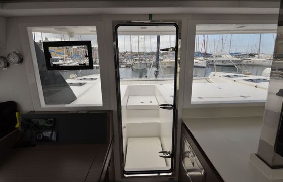 Catamaran Leopard Leopard 42 - 4 cab. 12m
