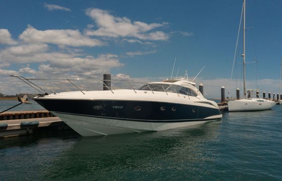 Motor yacht Sunseeker predator 60 2600hp